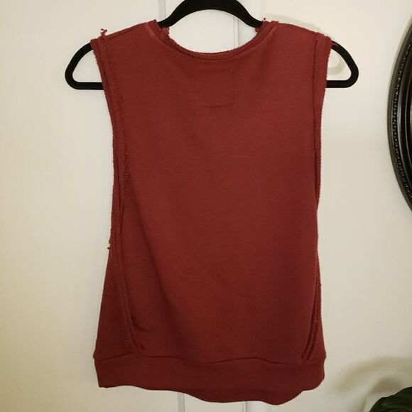 Dolce Vita Cotton Distressed Knit Sleeveless Top - Picture 8 of 9